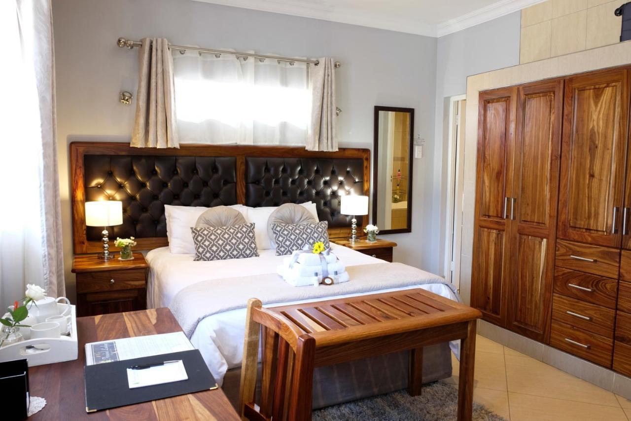 Firwood Lodge พริทอเรีย ภายนอก รูปภาพ