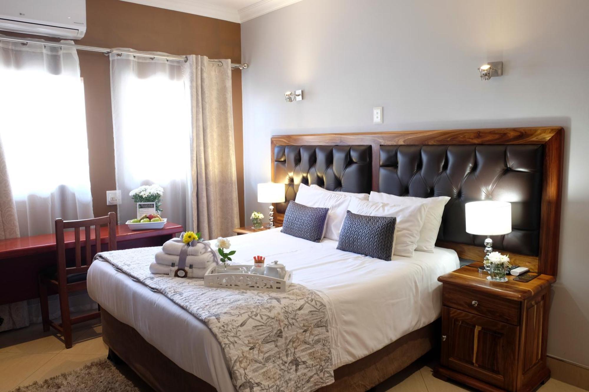 Firwood Lodge พริทอเรีย ภายนอก รูปภาพ